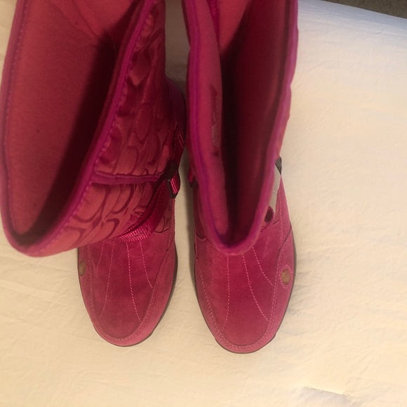 Coach fushia snow boots - Picture 4 of 5